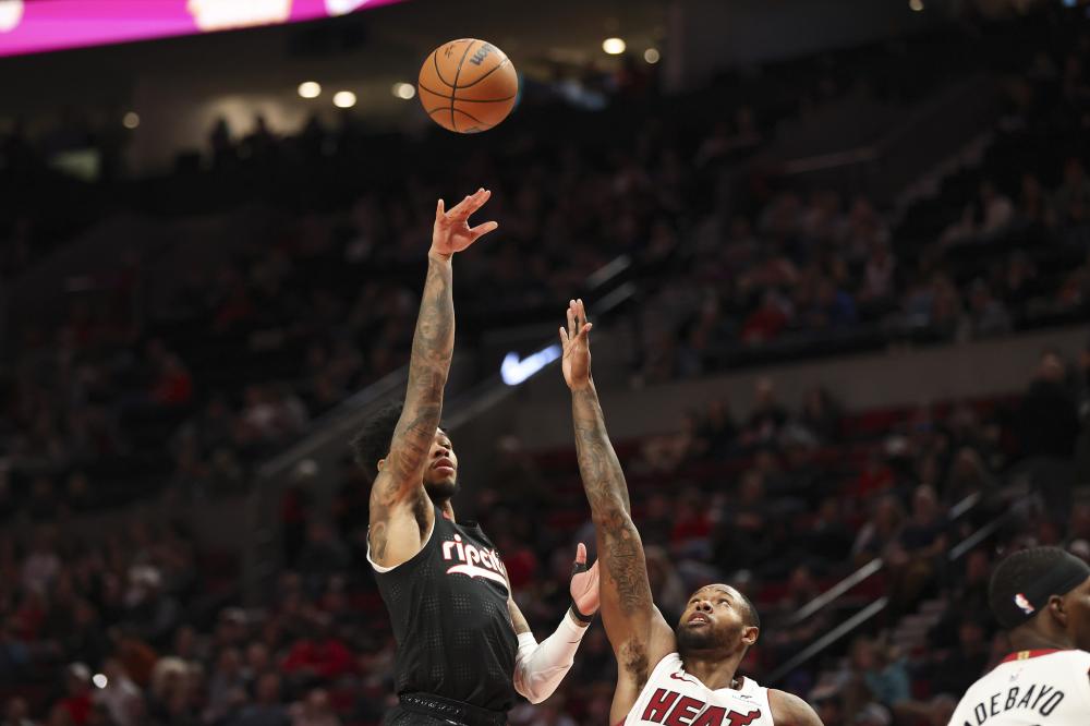 凭借莱万多 凭借莱万多