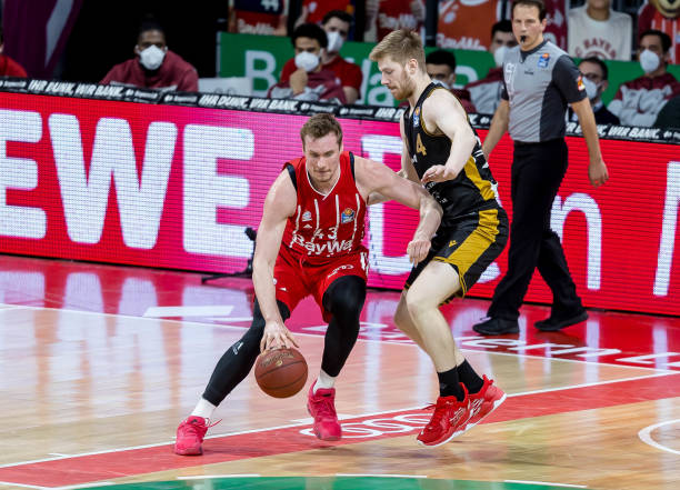 和球队上下 和球队上下