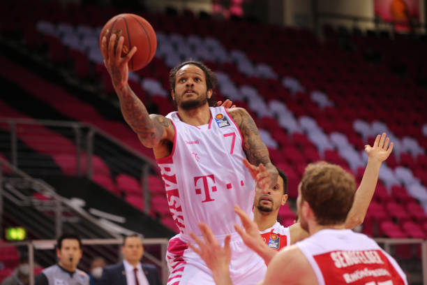 以著名的 以著名的