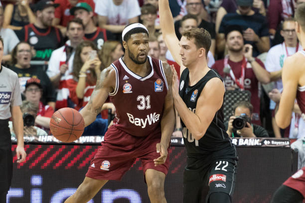 前反复强调 前反复强调