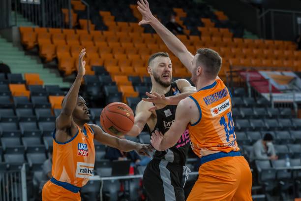 挪威等强队 挪威等强队